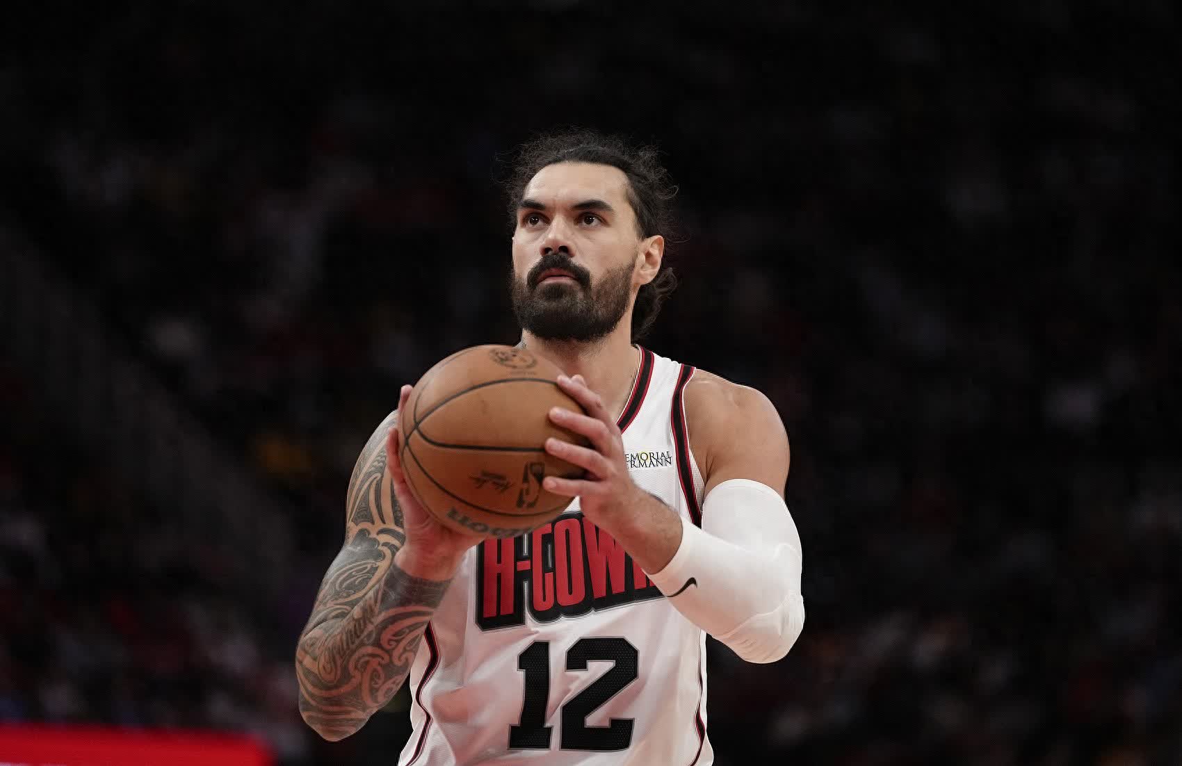 浙江队力克灰熊,拉文状态火热 浙江队力克灰熊,拉文状态火热